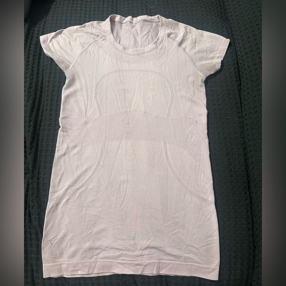 Lululemon Swiftly Tech shirt